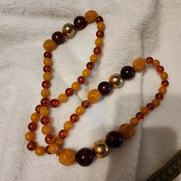 Vintage Retro Lucite‎ bead necklace - Picture 6 of 11